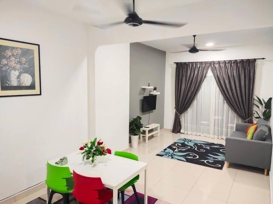 D'Medina @ Icon Residence Kuala Terengganu Kültér fotó